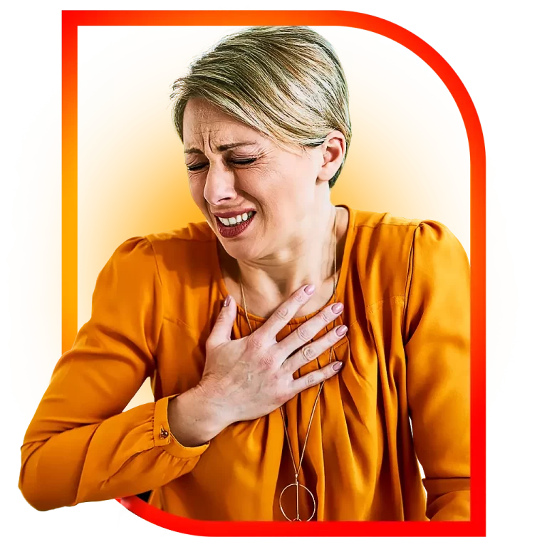 Mulher com dor no peito